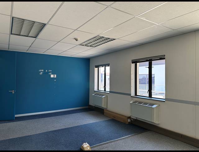 703M² OFFICE TO LET IN CENTURION CENTRAL